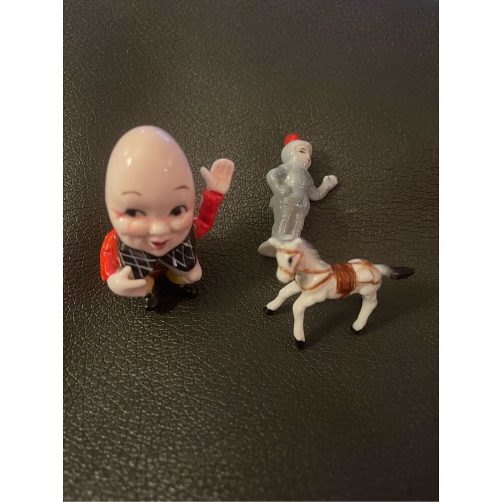 Vtg Humpty Dumpty 3 miniature dollhouse Porcelain Figures bone china